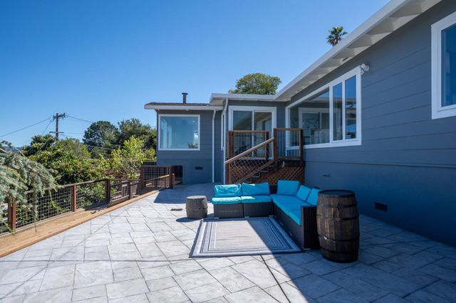 15 Buckland Court, San Carlos, CA 94070