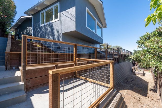 15 Buckland Court, San Carlos, CA 94070