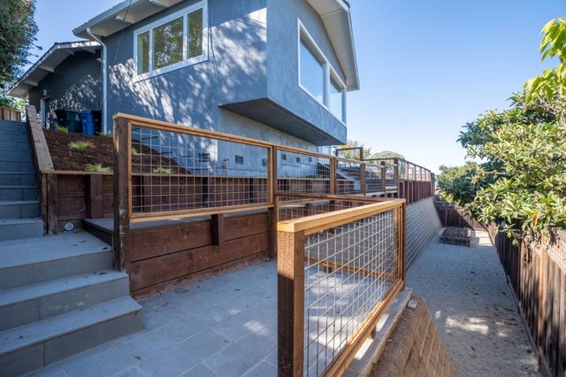 15 Buckland Court, San Carlos, CA 94070