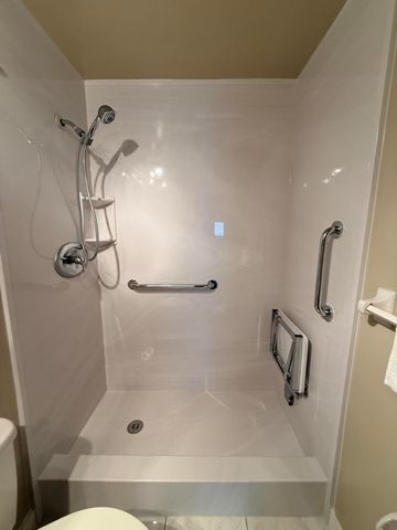 2751 NW 4th Avenue, Pompano Beach, FL 33064