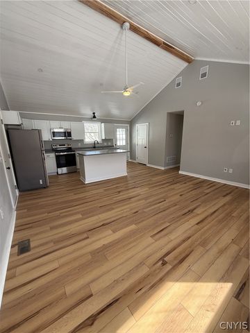 125 Standart Avenue, Auburn, NY 13021