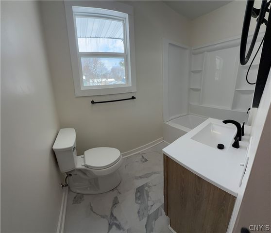 125 Standart Avenue, Auburn, NY 13021