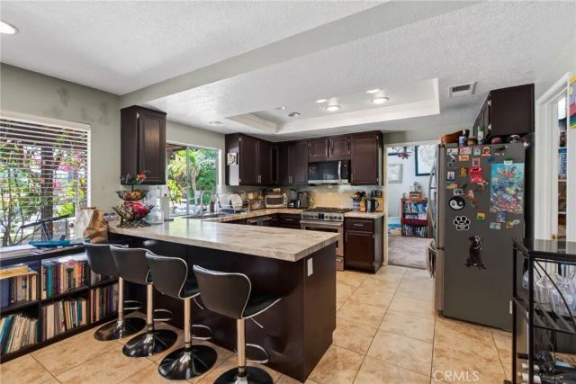 145 Cottonwood Ave, Riverside, CA 92506