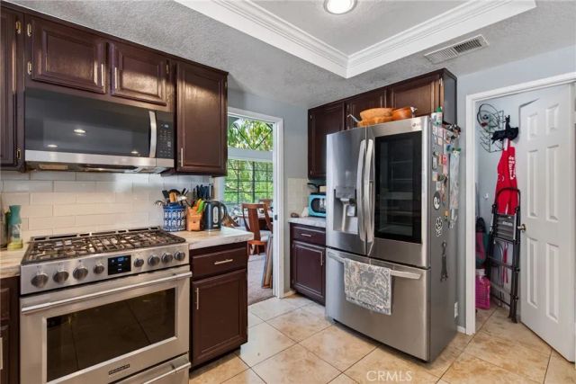 145 Cottonwood Ave, Riverside, CA 92506