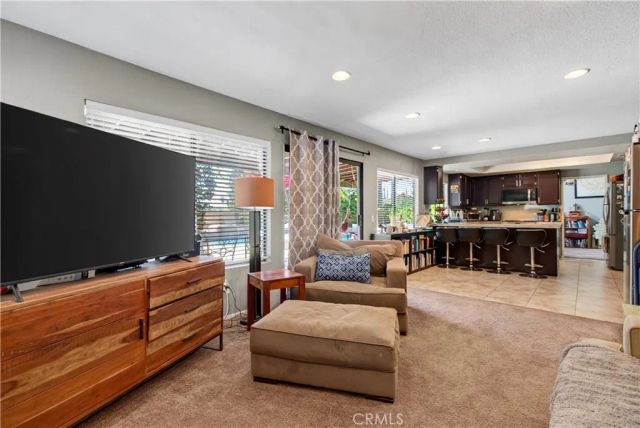 145 Cottonwood Ave, Riverside, CA 92506