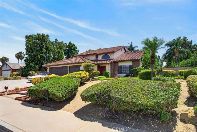 145 Cottonwood Ave, Riverside, CA 92506