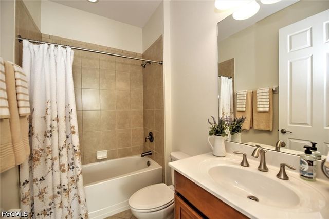 3517 Crosswater DR, North Fort Myers, FL 33917