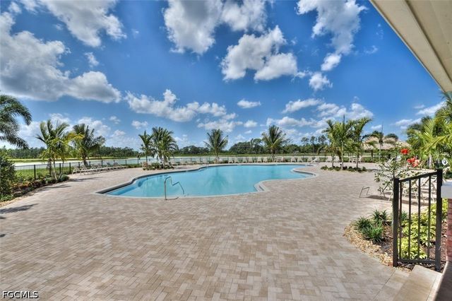 3517 Crosswater DR, North Fort Myers, FL 33917