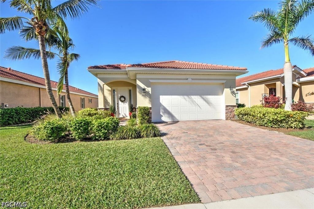 3517 Crosswater DR, North Fort Myers, FL 33917