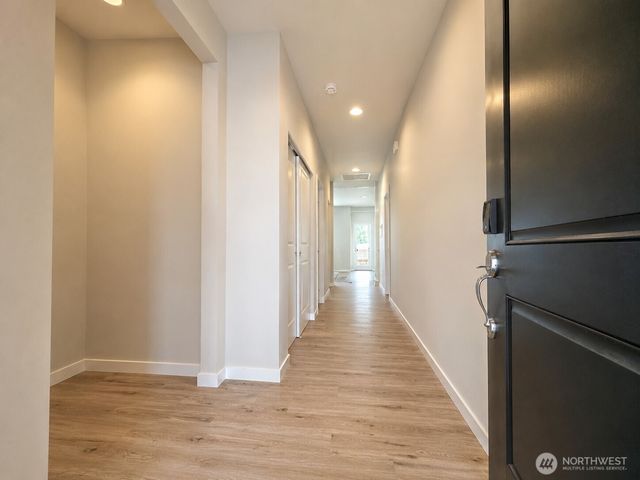 10420 SW 113th Street Ct, Lakewood, WA 98498