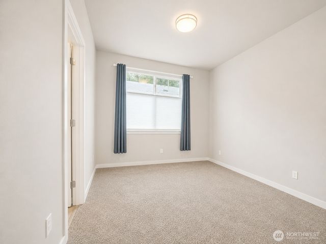 10420 SW 113th Street Ct, Lakewood, WA 98498