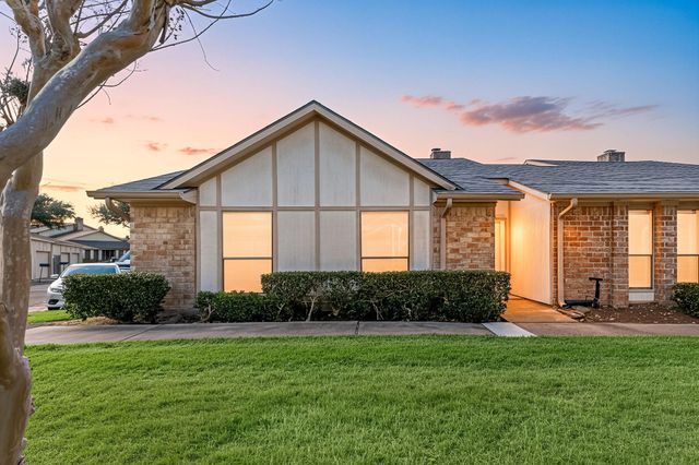 36 Pinehurst Lane, Missouri City, TX 77459