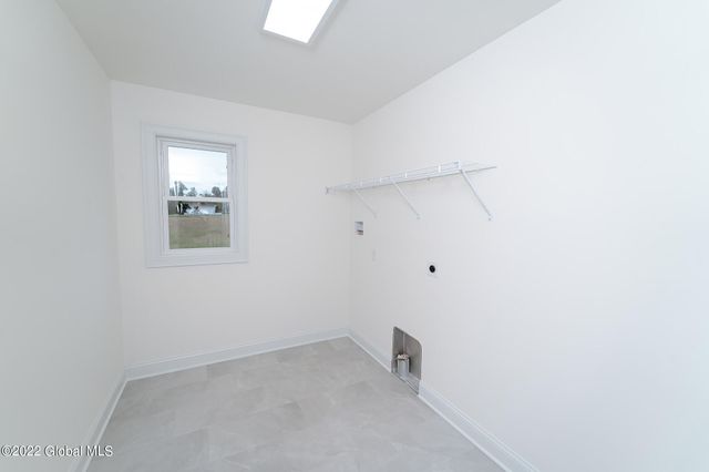 8 Creek Road, Wynantskill, NY 12198