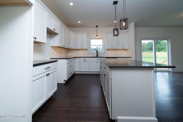 8 Creek Road, Wynantskill, NY 12198