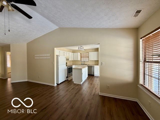 143 Tracy Ridge Boulevard, Whiteland, IN 46184