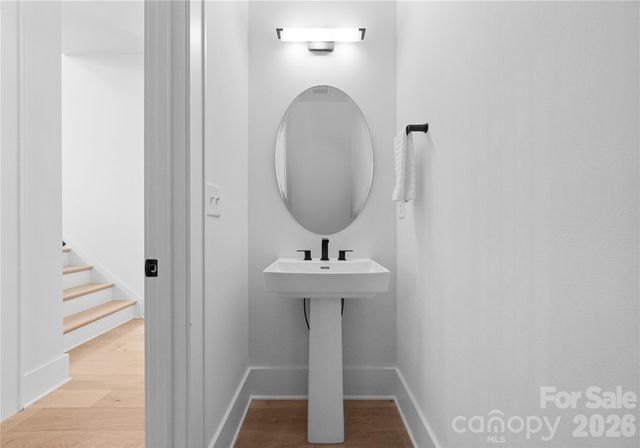 2013 South Street, Charlotte, NC 28208