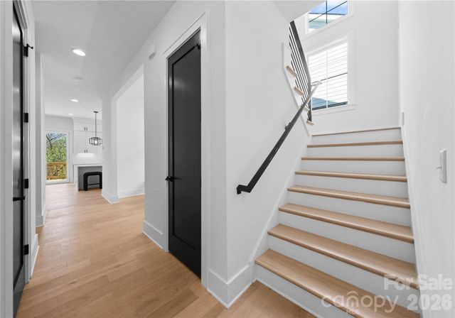 2013 South Street, Charlotte, NC 28208