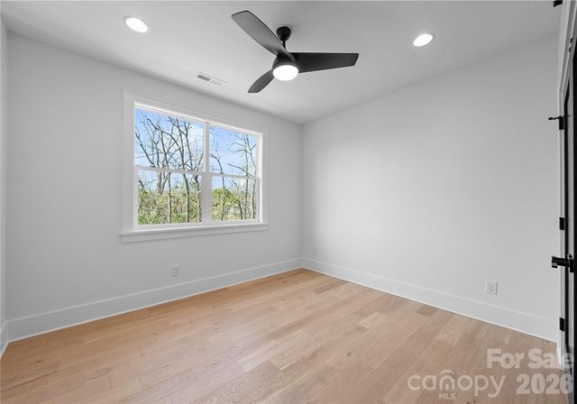 2013 South Street, Charlotte, NC 28208