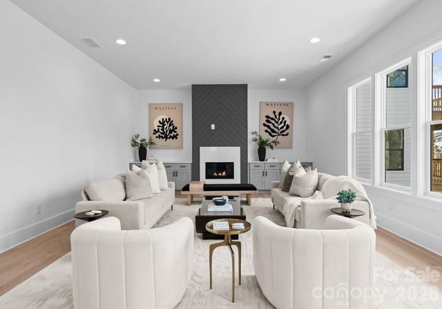 2013 South Street, Charlotte, NC 28208