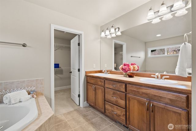 4323 67th Avenue Ct W, University Place, WA 98466