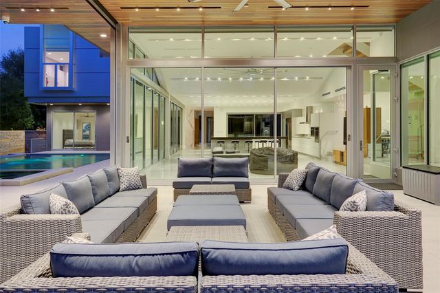 4616 Oleander Street, Bellaire, TX 77401