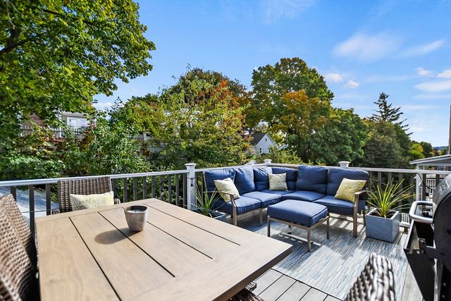 34 Bradford Rd 34, Watertown, MA 02472