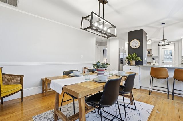 34 Bradford Rd 34, Watertown, MA 02472