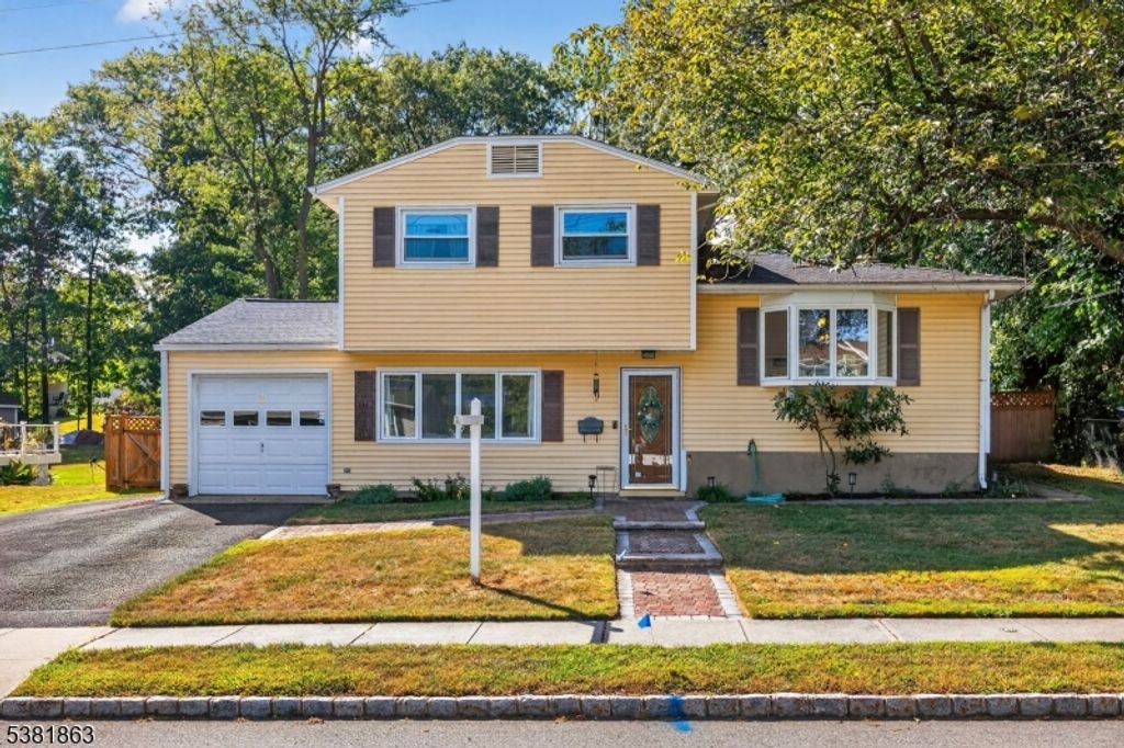 21 Wabash Ave, Wharton Boro, NJ 07885