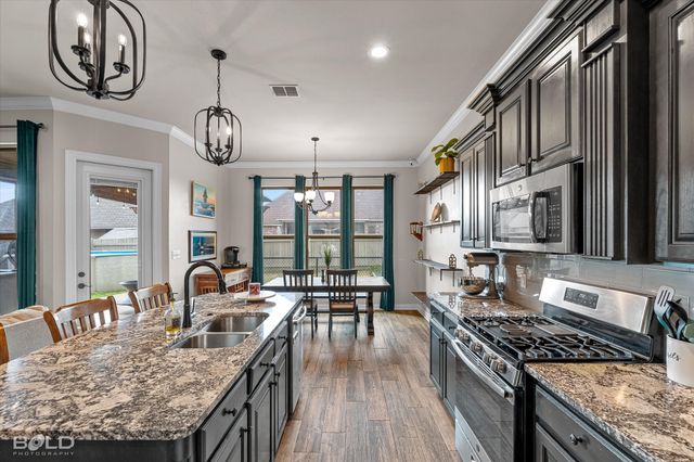 748 Fir Wood Lane, Haughton, LA 71037