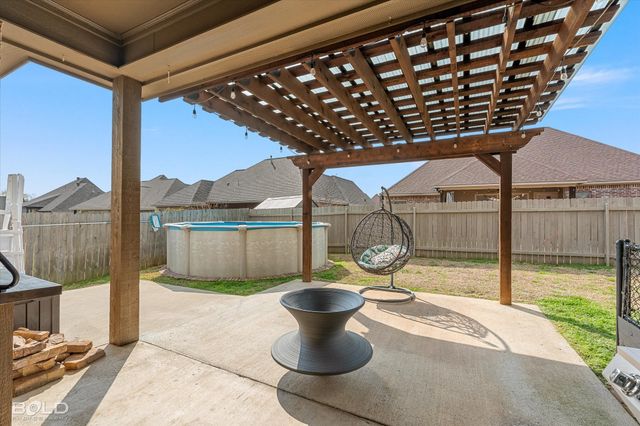 748 Fir Wood Lane, Haughton, LA 71037