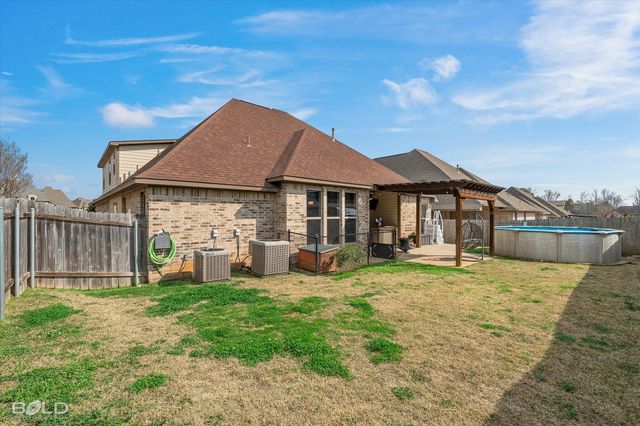 748 Fir Wood Lane, Haughton, LA 71037