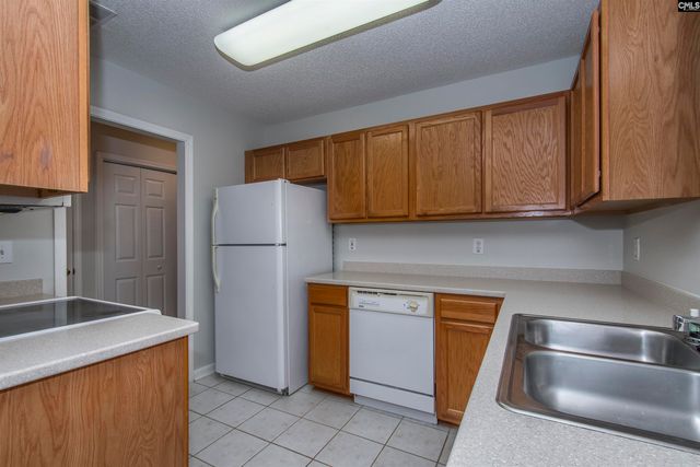 318 Skipperling Lane, West Columbia, SC 29169