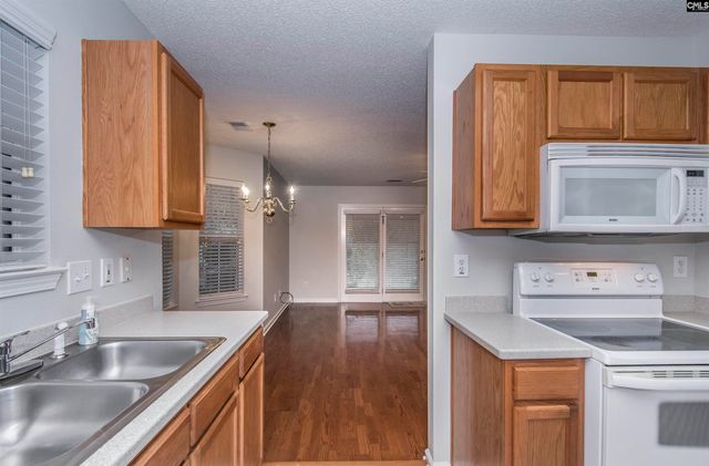 318 Skipperling Lane, West Columbia, SC 29169