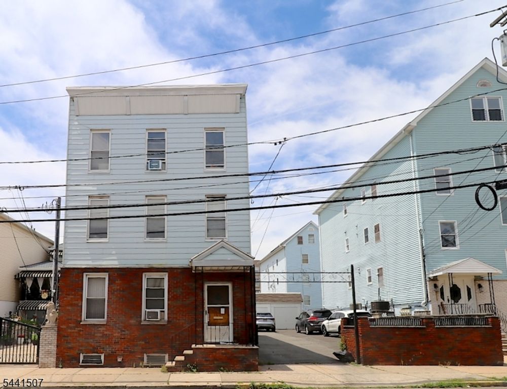 66 Chambers St, Newark City, NJ 07105