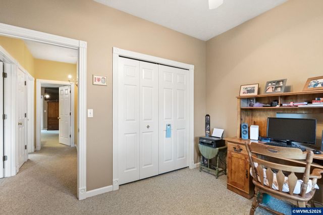 2210 Broadway St NW, Albany, OR 97321