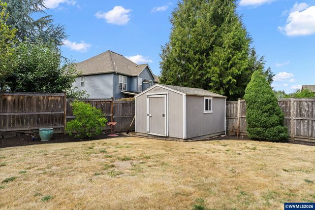 2210 Broadway St NW, Albany, OR 97321