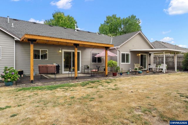 2210 Broadway St NW, Albany, OR 97321