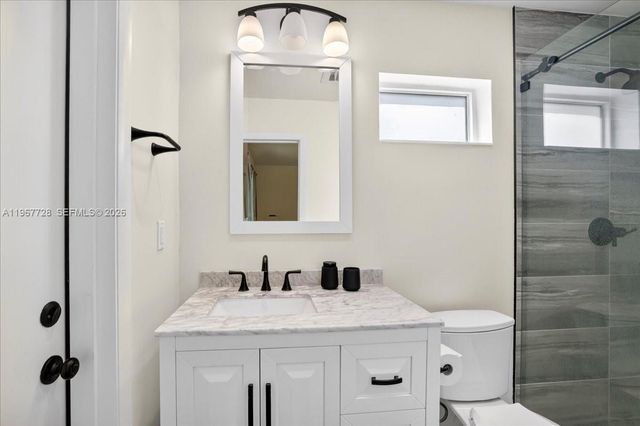 3211 Calle Largo Drive, Hollywood, FL 33021