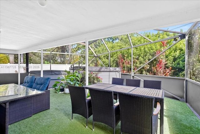 3211 Calle Largo Drive, Hollywood, FL 33021