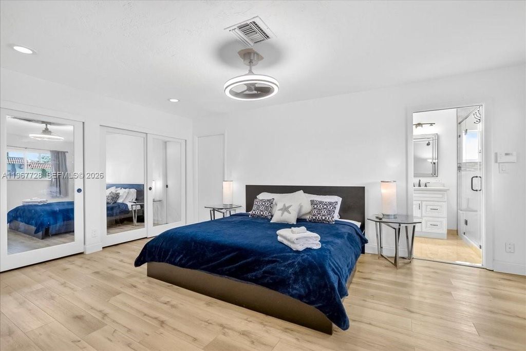 3211 Calle Largo Drive, Hollywood, FL 33021