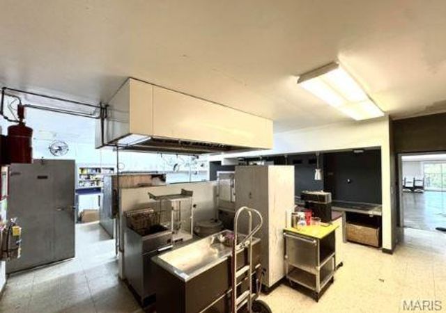 3492 Camp Keown Road, Holts Summit, MO 65043