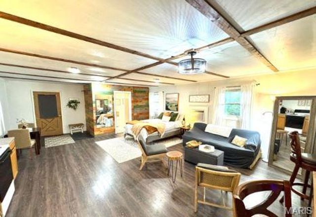 3492 Camp Keown Road, Holts Summit, MO 65043