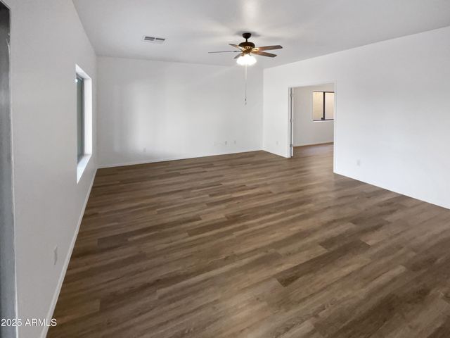 5723 S 236TH Drive, Buckeye, AZ 85326