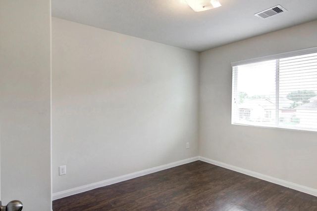 5719 Post Oak Manor Drive, Houston, TX 77085