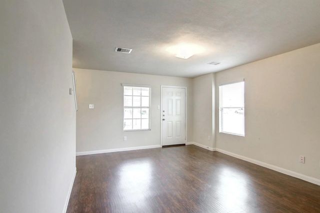 5719 Post Oak Manor Drive, Houston, TX 77085