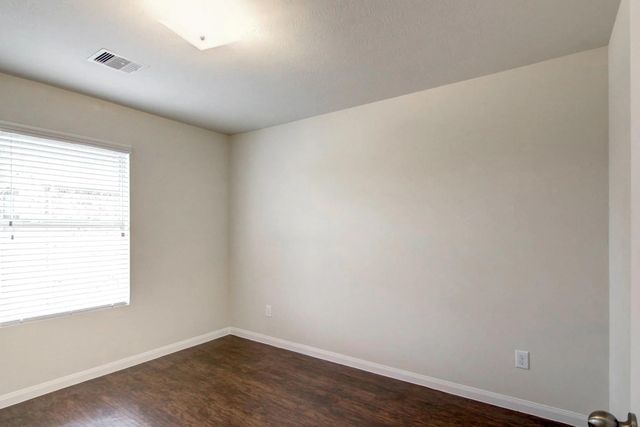 5719 Post Oak Manor Drive, Houston, TX 77085