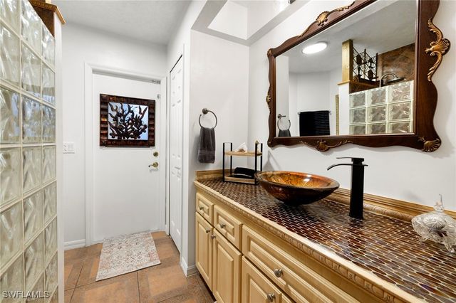 726 NW 37th PL, Cape Coral, FL 33993