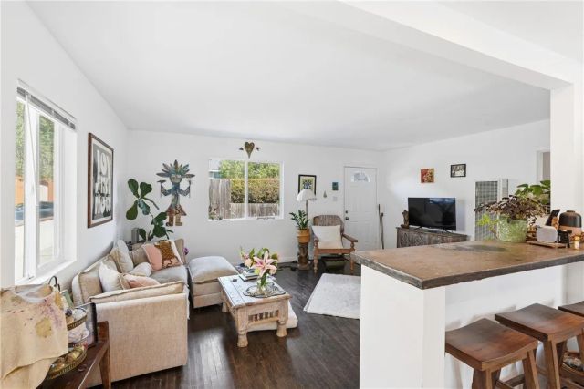 2304 Voorhees, Redondo Beach, CA 90278