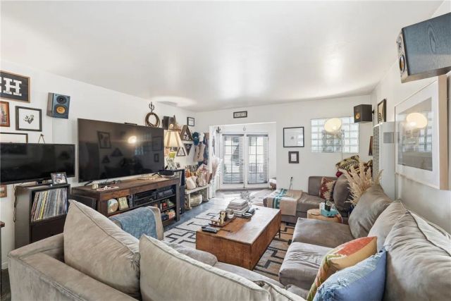 2304 Voorhees, Redondo Beach, CA 90278