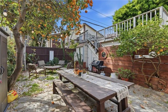 2304 Voorhees, Redondo Beach, CA 90278